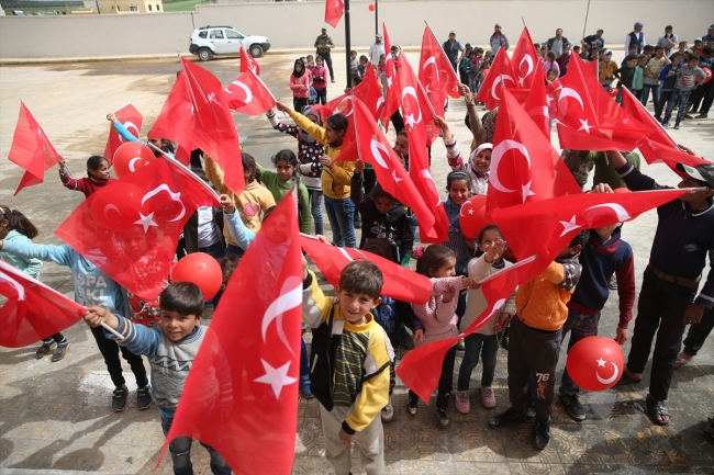 Terörden temizlenen Afrin’de çocuklar ders başı yaptı